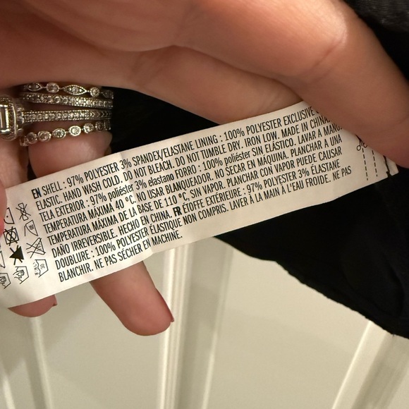 ENDLESS ROSE Floral Jacquard Puff Sleeve Blouse Black Size Small - Picture 4 of 7